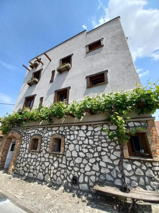 Apartamento V Zajecskej Vezi Zaječí Exterior foto