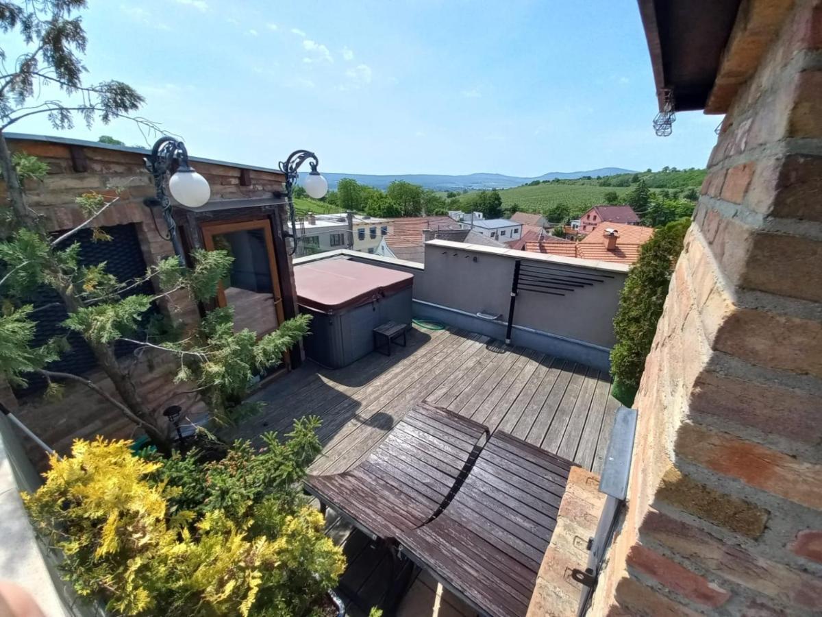 Apartamento V Zajecskej Vezi Zaječí Exterior foto
